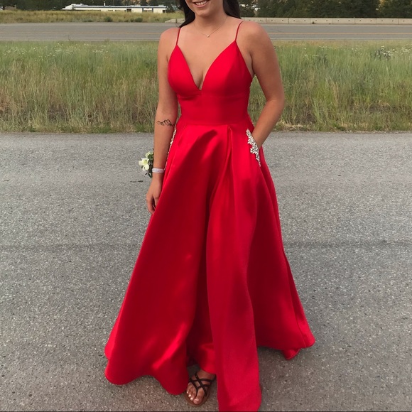 Prom dress - Picture 5 of 5